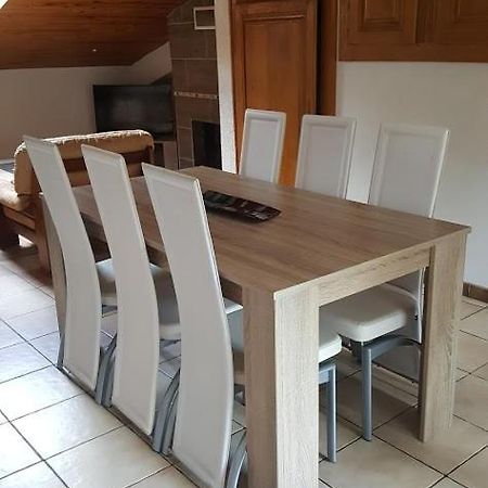 Apartamento Le Repaire Du Deux Roues Saint-Sauveur  Exterior foto