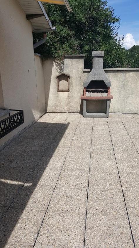 Apartamento Le Repaire Du Deux Roues Saint-Sauveur  Exterior foto